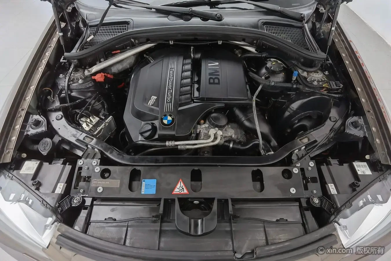 BMW X3  xDrive35i  - engine