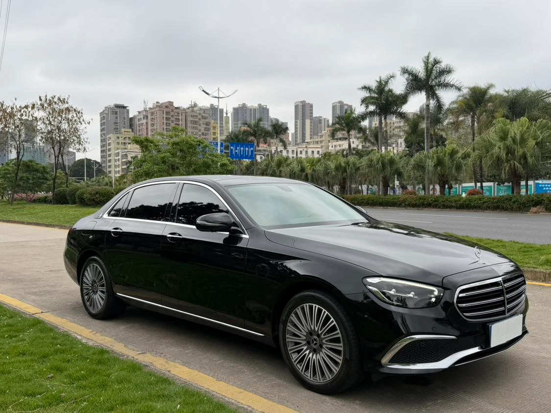 Mercedes-Benz E-Class  300 L Luxury Edition Sedan - exterior
