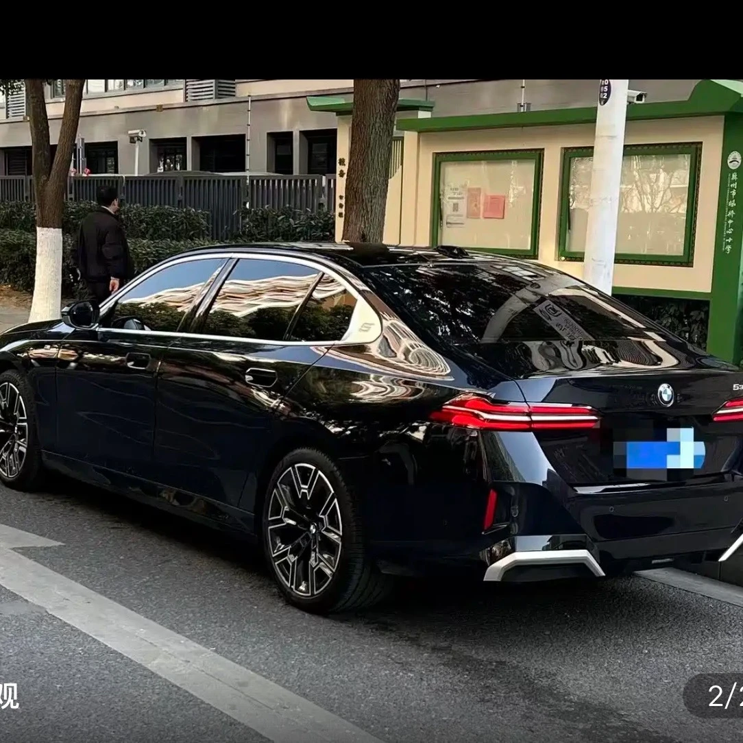 BMW 5 Series 530Li Luxury - exterior