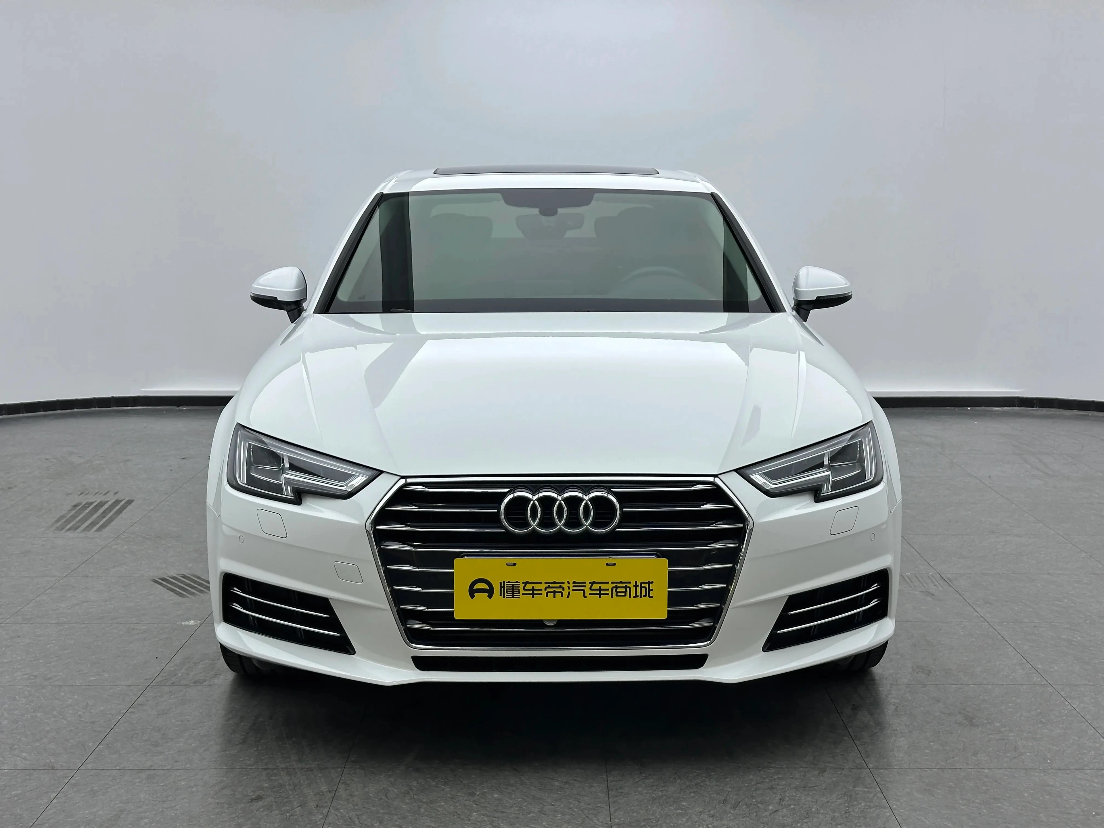 Audi A4L  40TFSI  - exterior