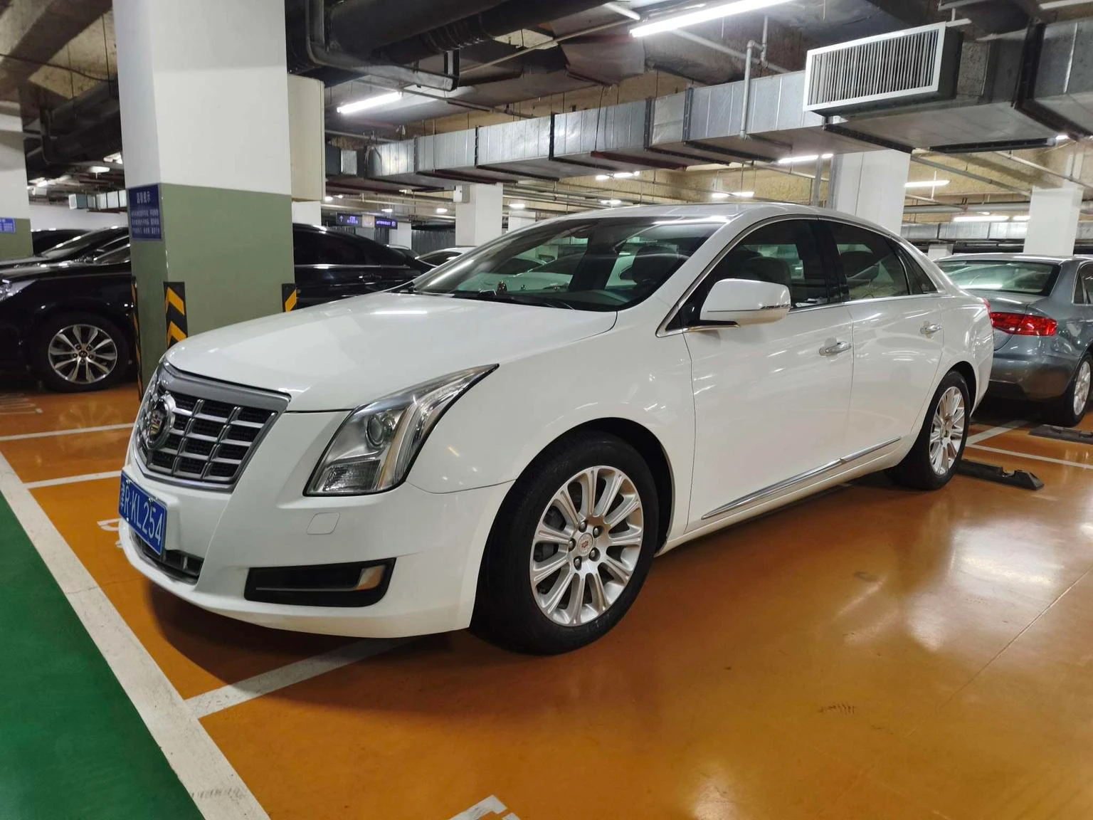 Cadillac XTS 28T Elite
