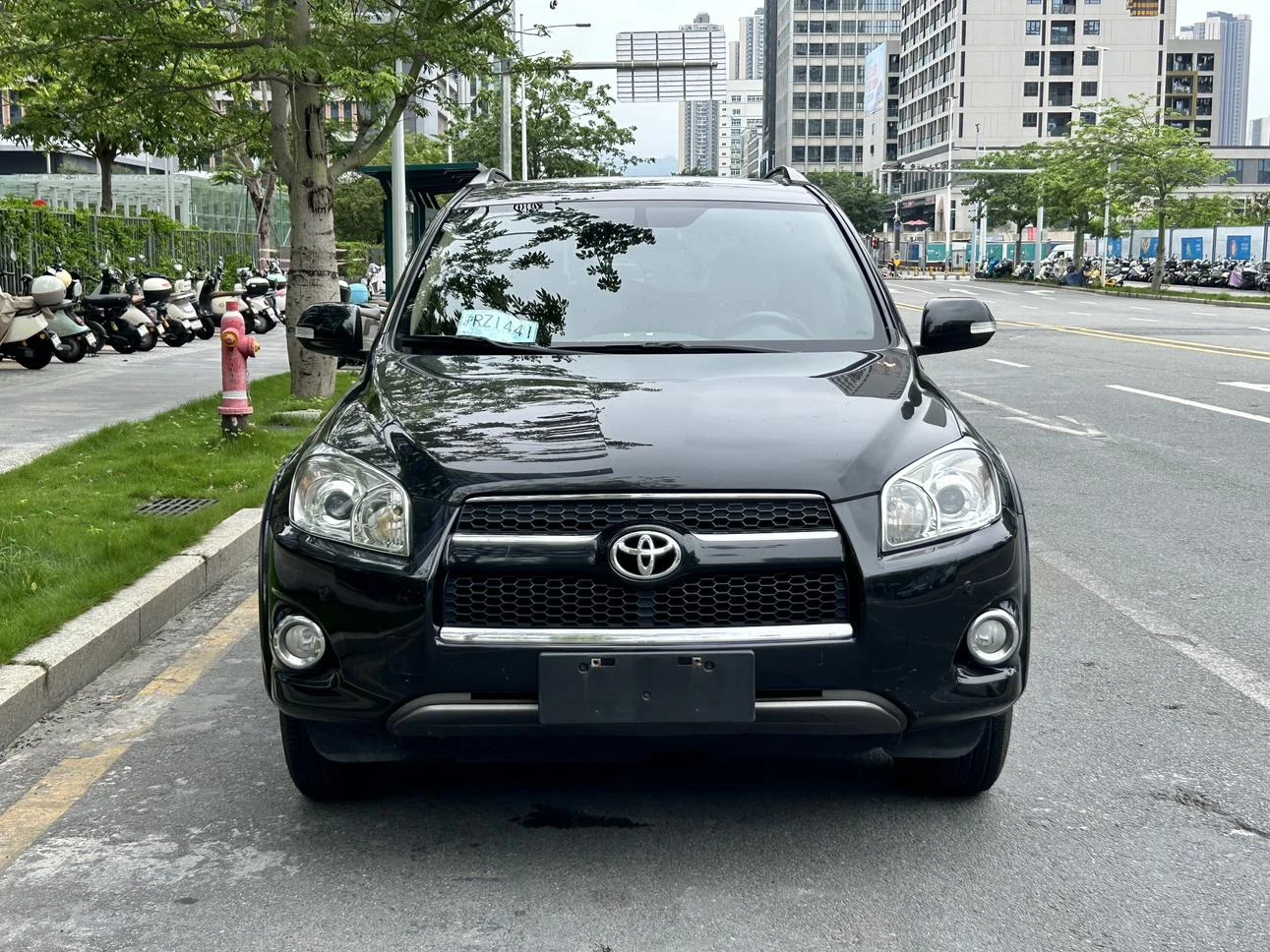 Toyota RAV4 - exterior