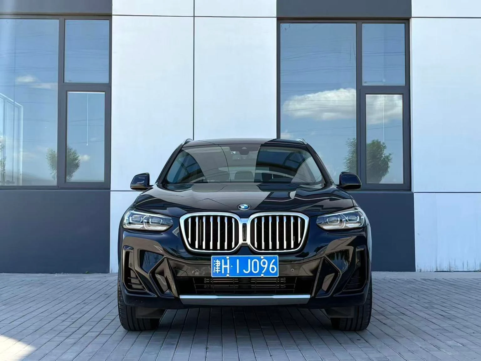 BMW X3 xDrive25i M Sport - exterior