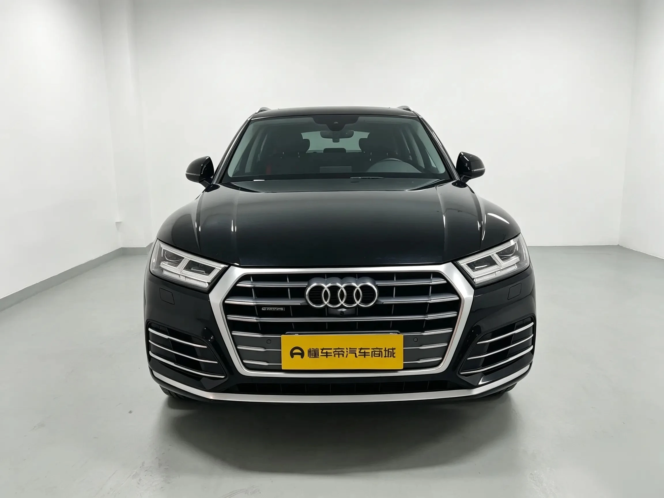 Audi Q5L 45TFSI Premium Fashion - exterior