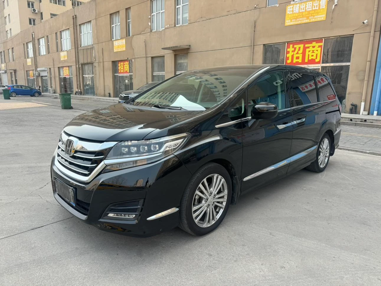 Honda Elysion Premium Edition