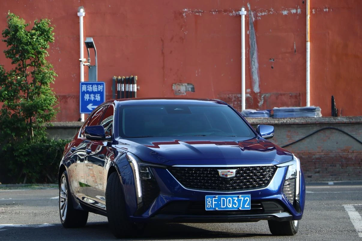 Cadillac CT5 28T Luxury Pro - exterior
