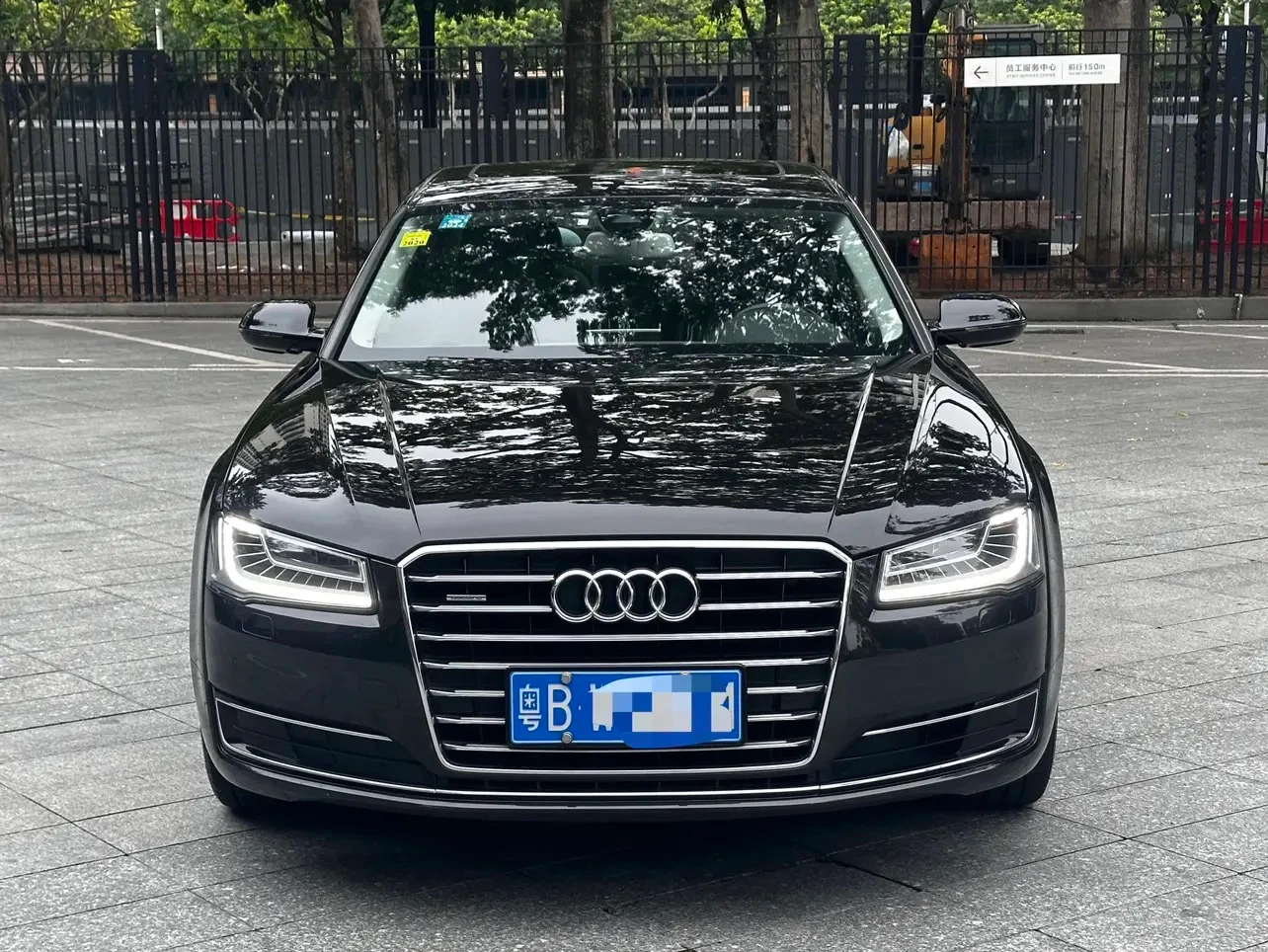 Audi A8L 45 TFSI  - exterior