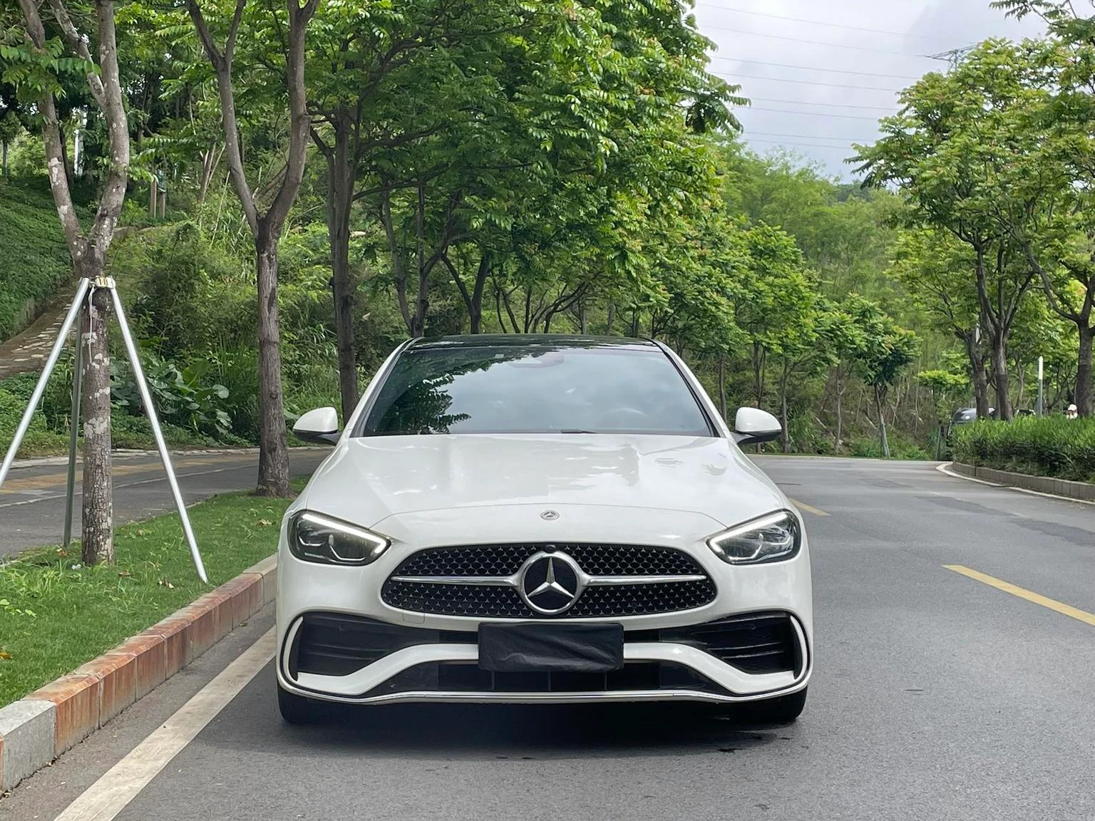 Mercedes-Benz C-Class C260 L Facelift Sport - exterior
