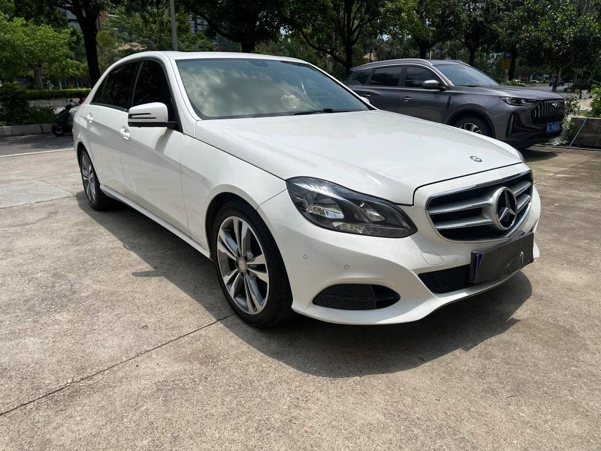 Mercedes-Benz E180 L Sport Edition - exterior
