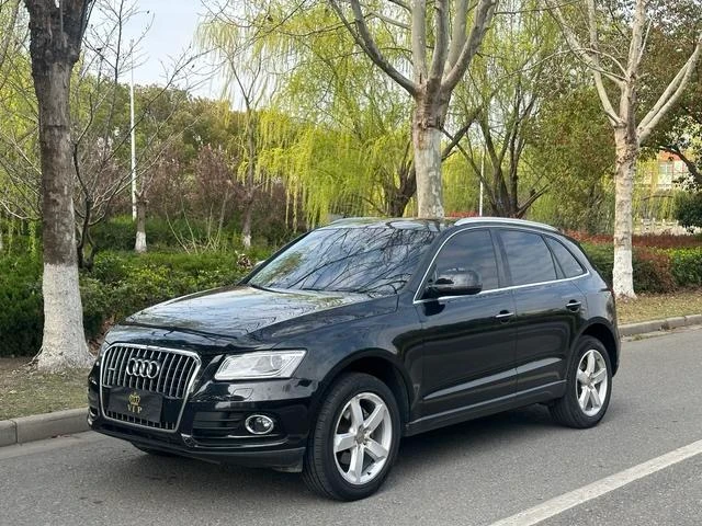 Audi Q5 40TFSI Technology