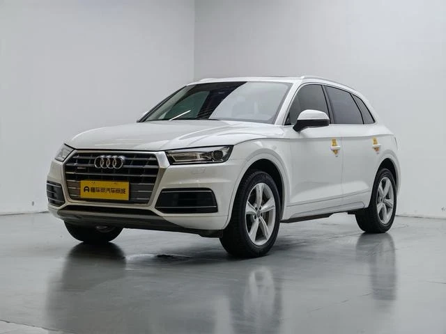 Audi Q5L 40 TFSI Progressive