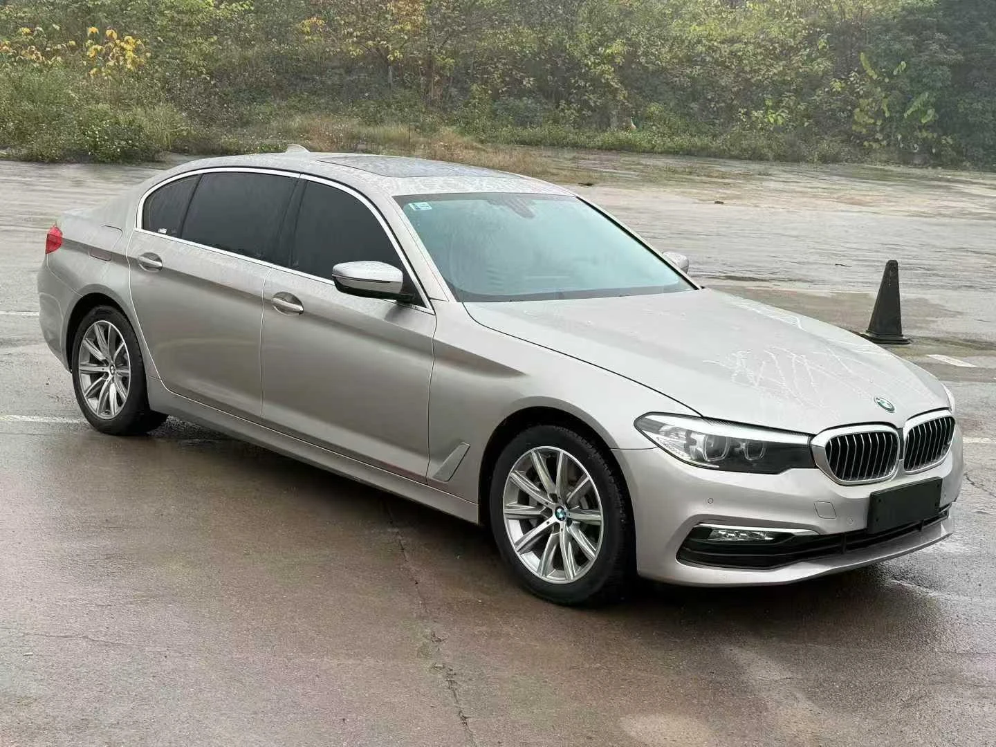 BMW 528 Li