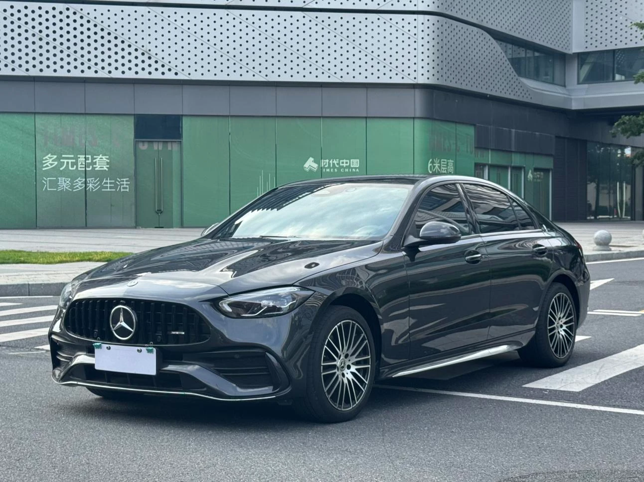 Mercedes-Benz C-Class C260 L Sport Edition - exterior