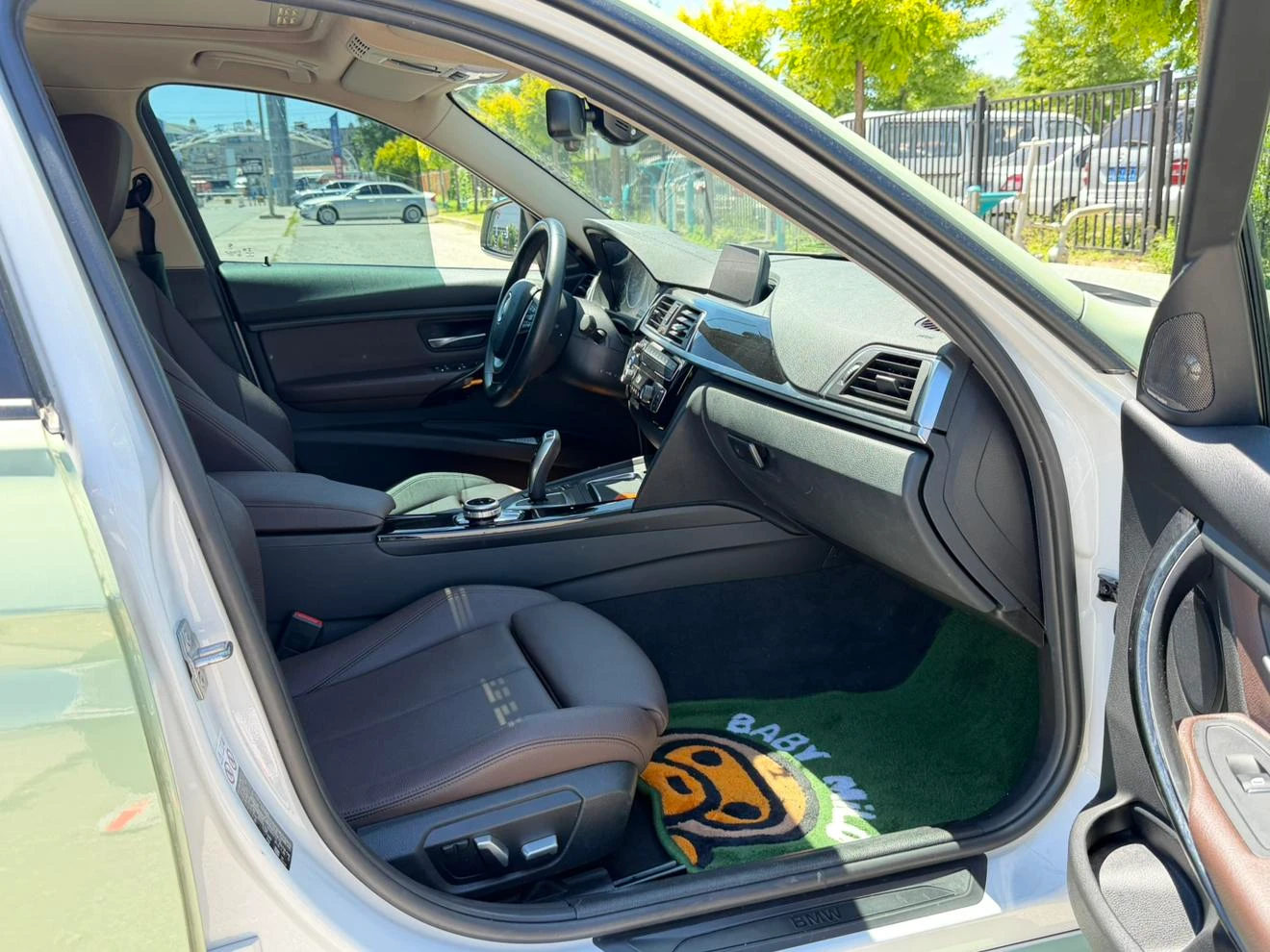BMW 3 Series - interior