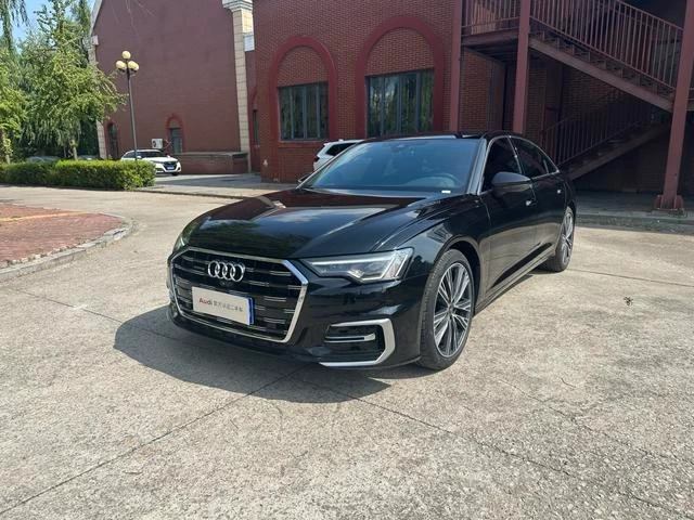 Audi A6L 45 TFSI Premium Selection Dynamic Trim