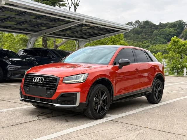 Audi Q2L 35TFSI Fashion Dynamic