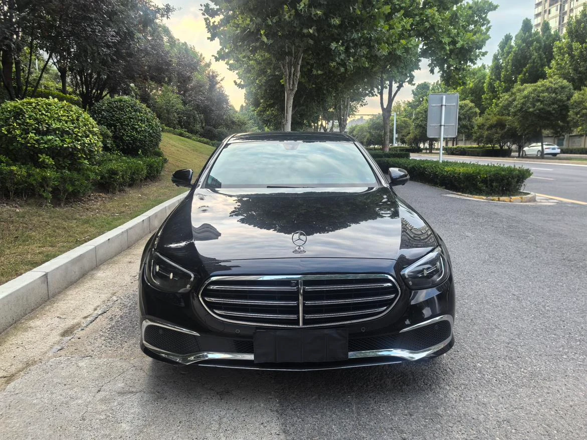 Mercedes-Benz E-Class E300 L - exterior