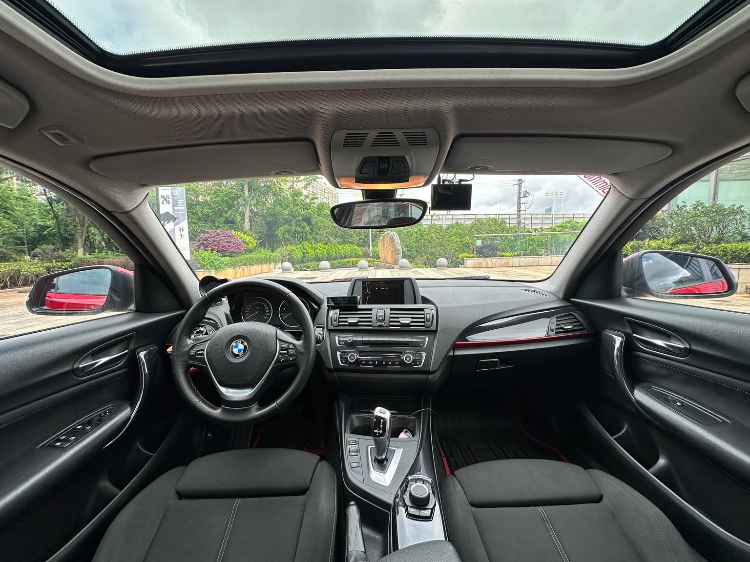 BMW 118i M Sport - interior