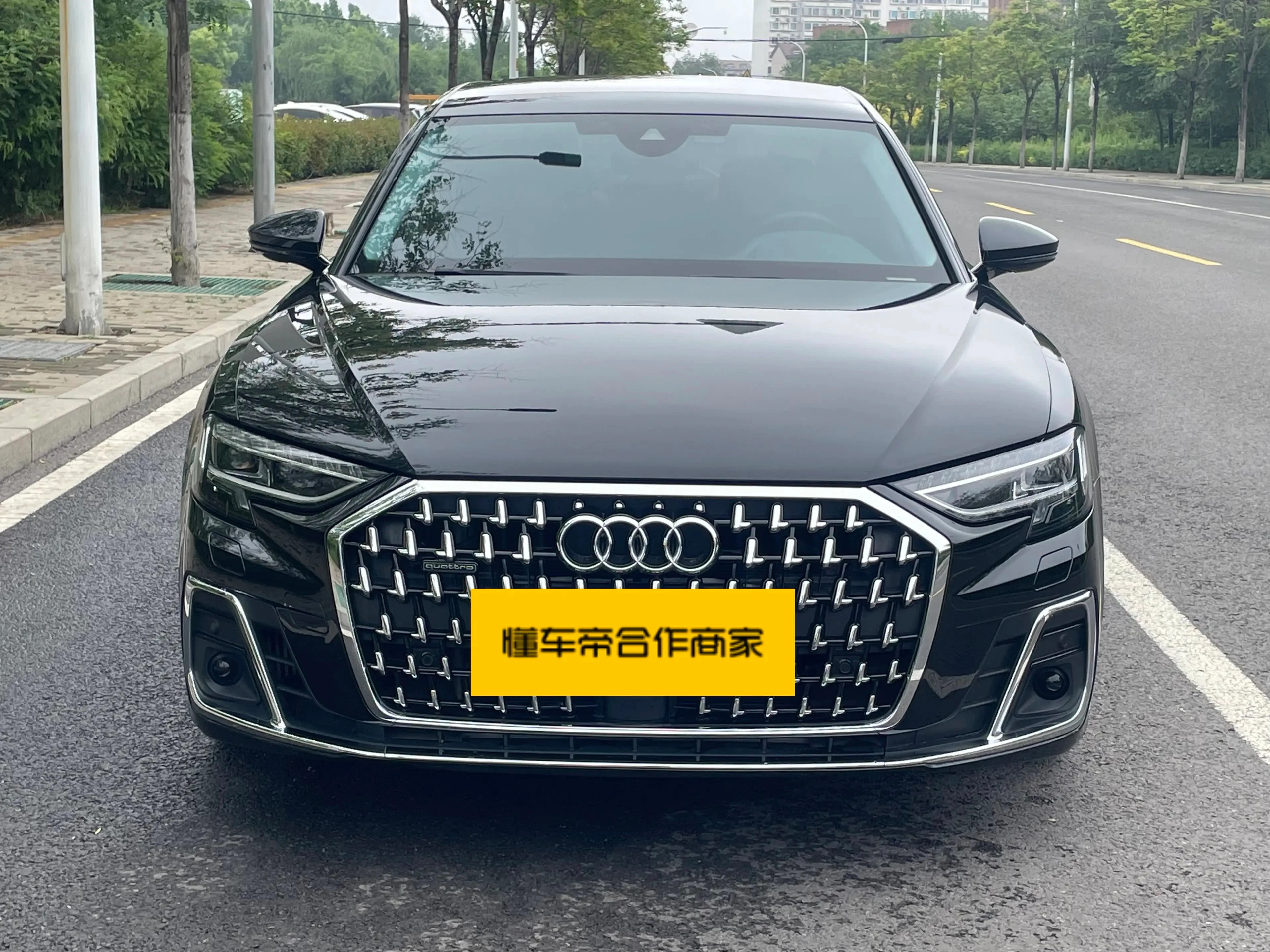 Audi A8L 50 TFSI Luxury Trim - exterior