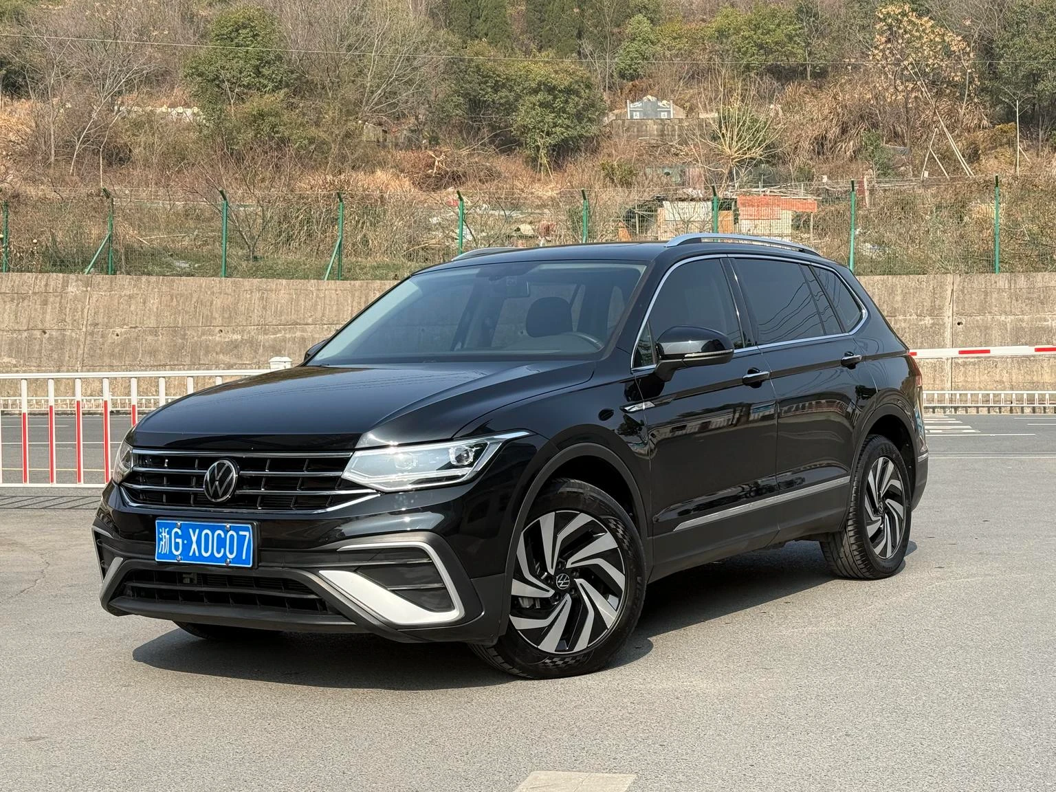Volkswagen Tiguan L 330TSI 2WD Smart Edition