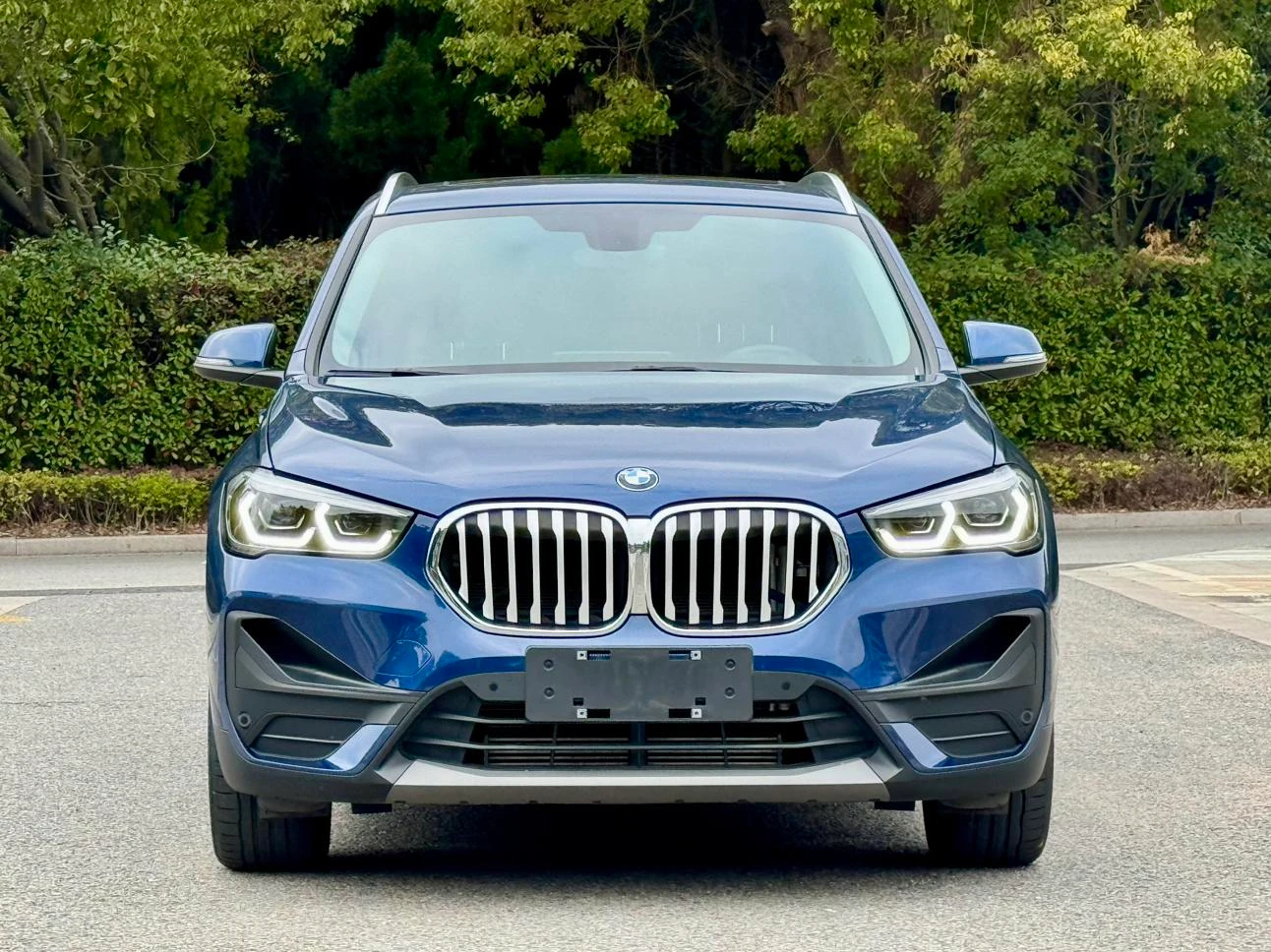 BMW X1 sDrive25Li  - exterior
