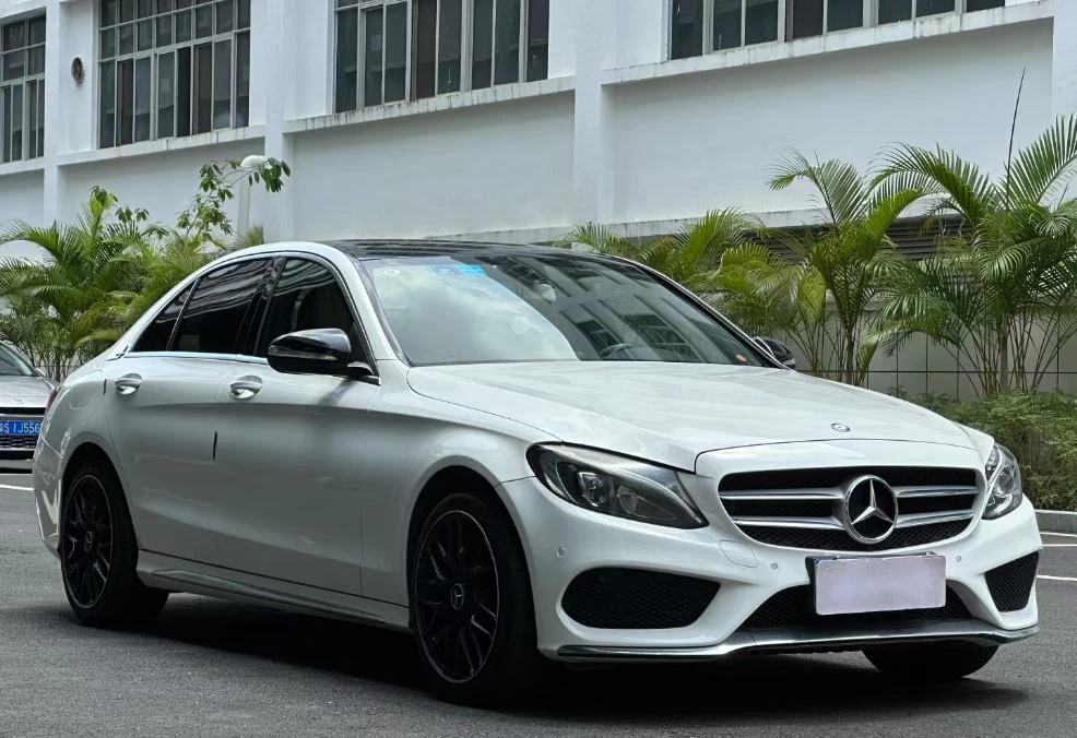 Mercedes-Benz C 200 L Sport - exterior