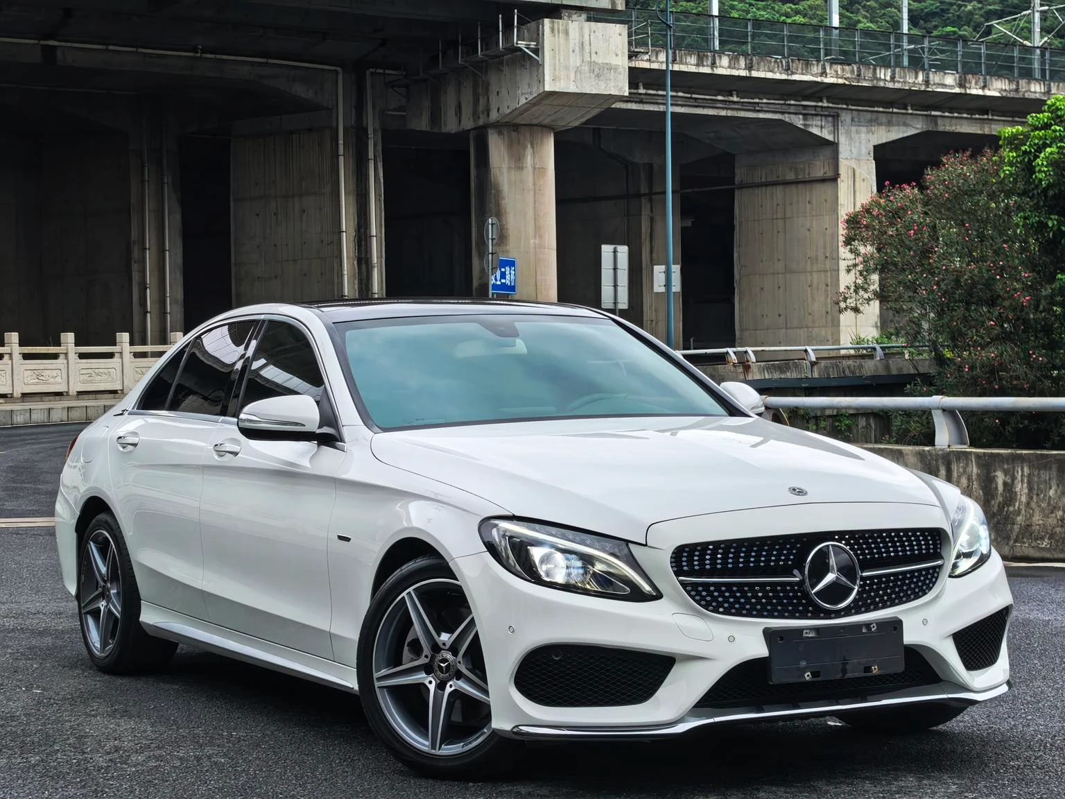 Mercedes-Benz C 200 L Sport - exterior