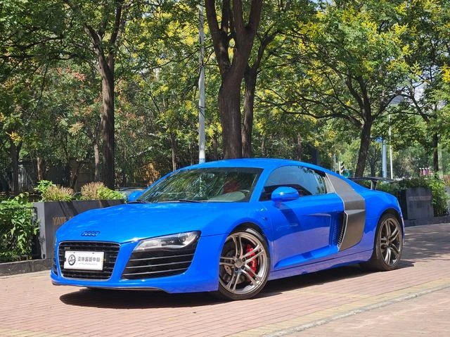 Audi R8 4.2 FSI Quattro