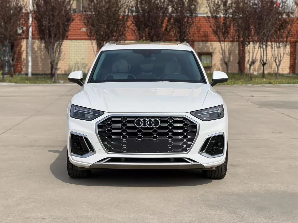 Audi Q5L 40 TFSI Style Sport - exterior