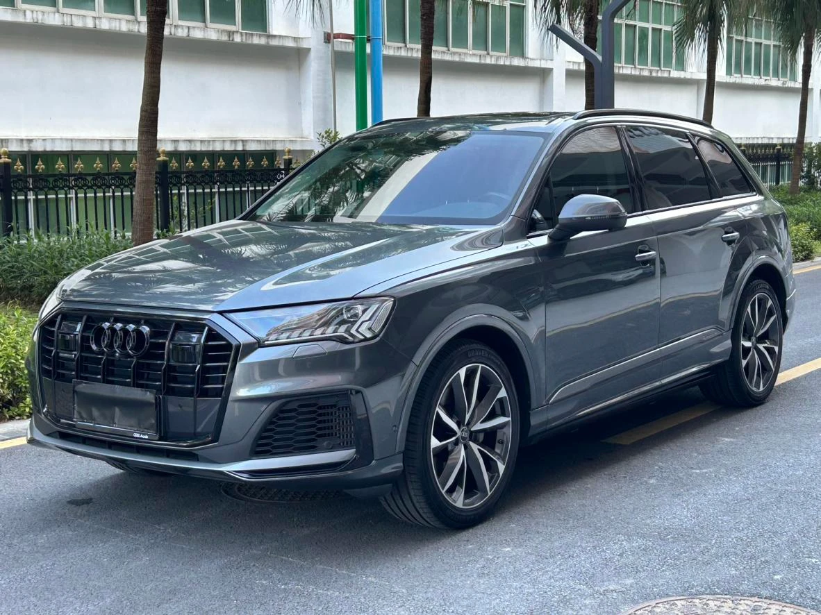 Audi Q7  55 TFSI quattro S line Sport