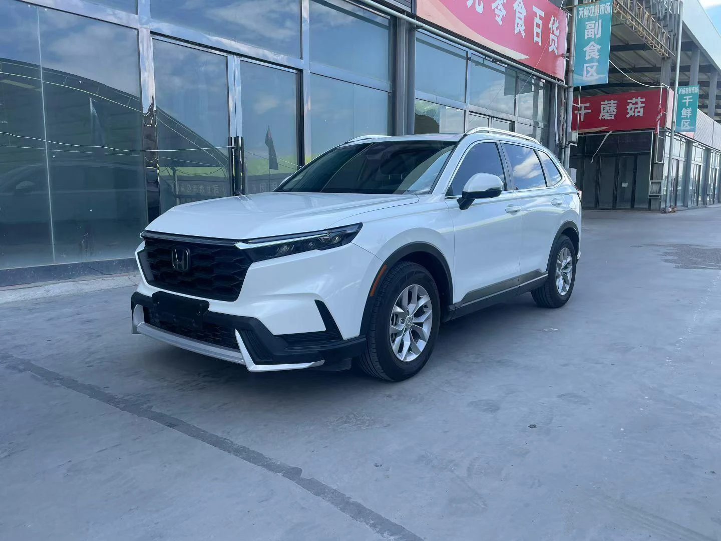 Honda CR-V 240 Turbo CVT 2WD Fengshang