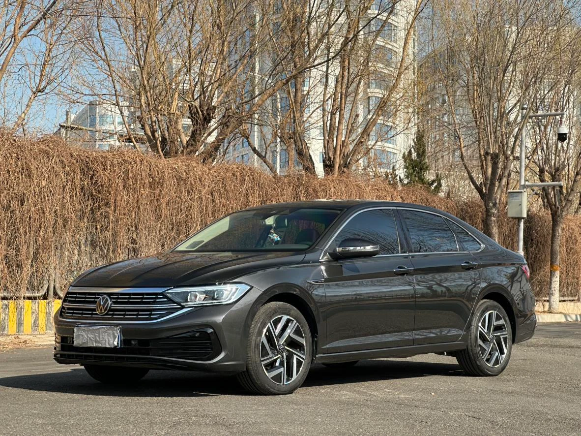Volkswagen Sagitar 300TSI DSG Beyond Edition