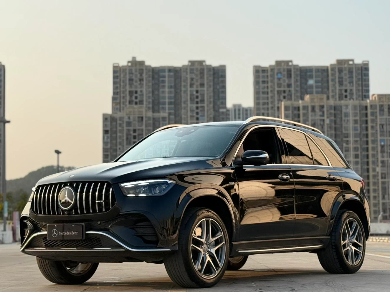 Mercedes-Benz GLE-Class GLE53 AMG 4MATIC+ - exterior