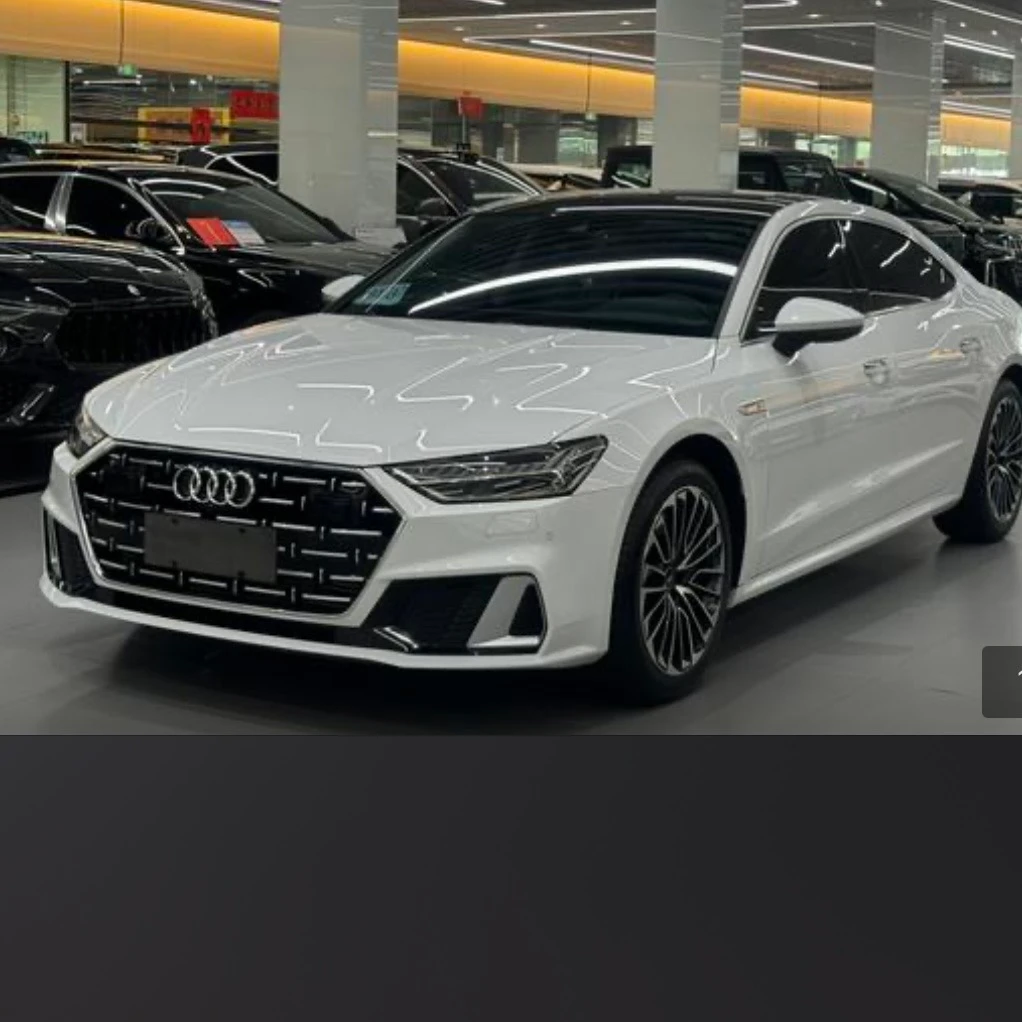 Audi A7L 45 Luxury