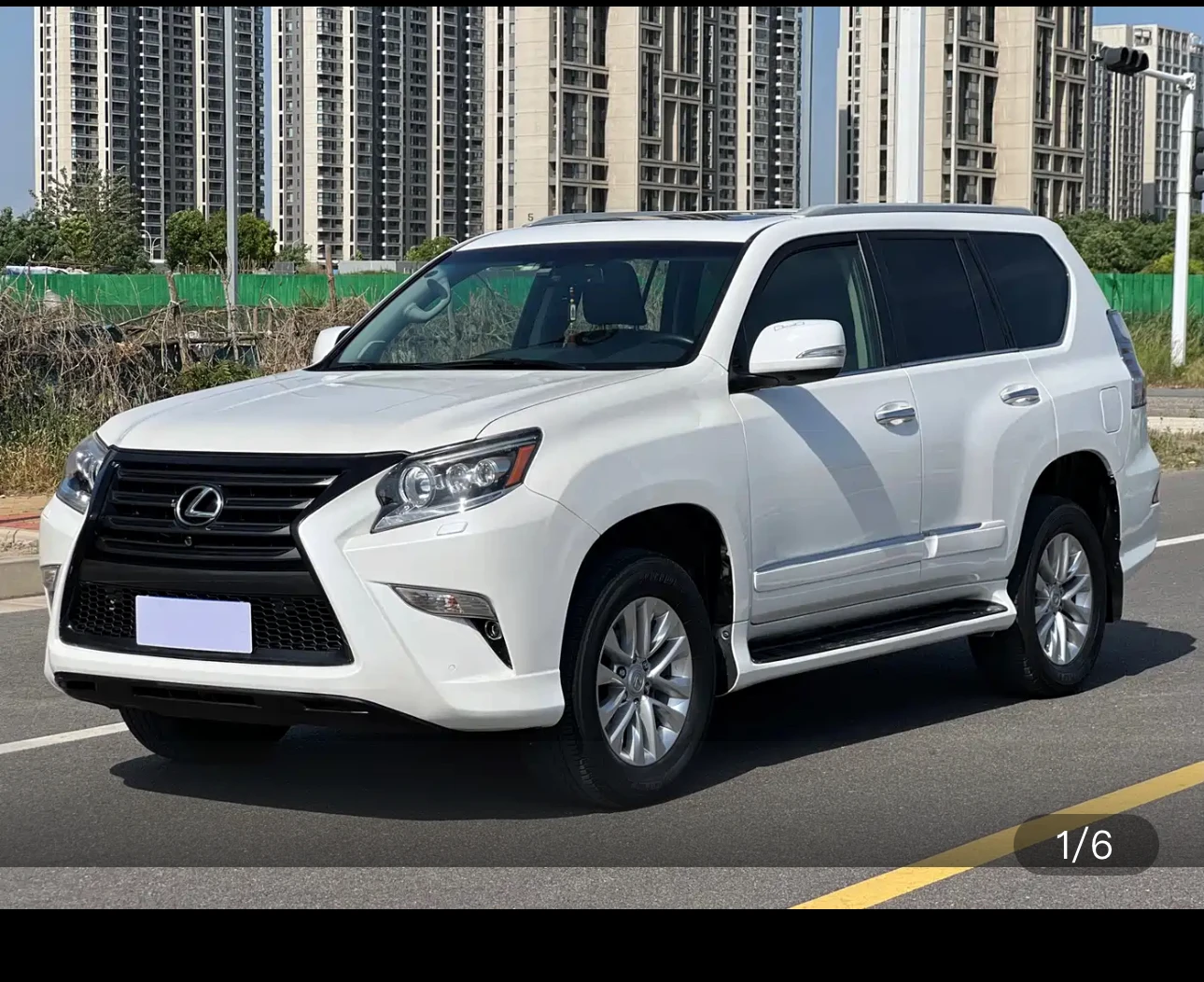 Lexus GX400 Luxury Edition - exterior