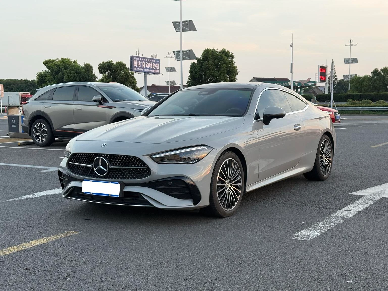 Mercedes-Benz CLE-Class CLE 300 4MATIC AMG - exterior