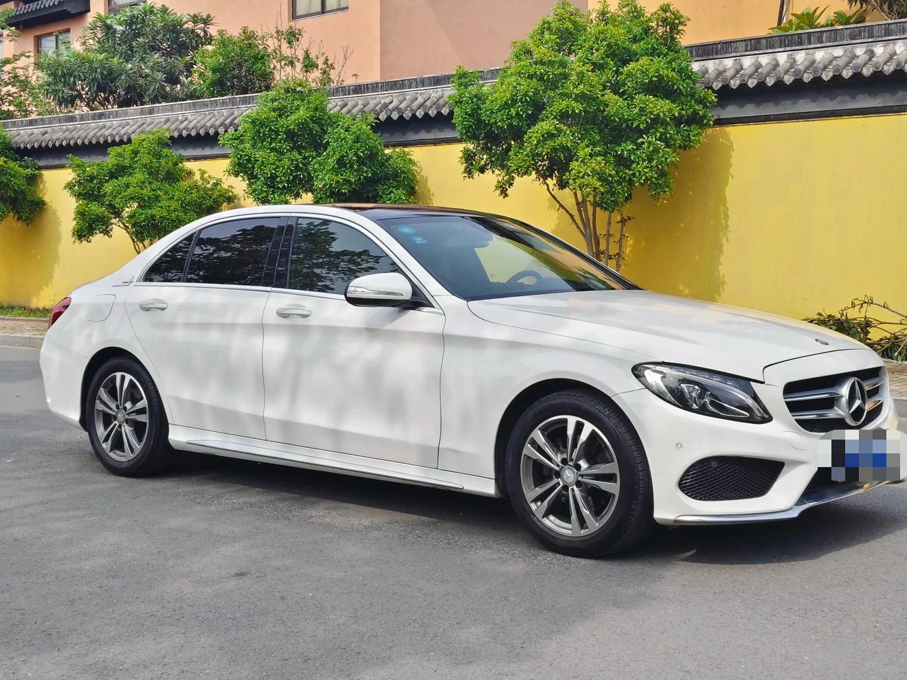 Mercedes-Benz C 200 L  Sport - exterior