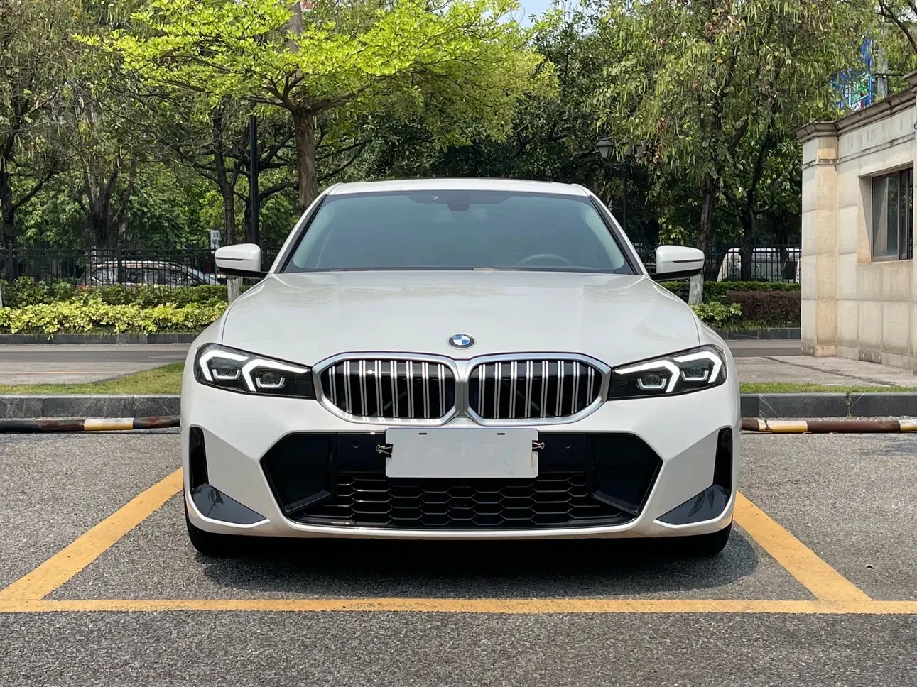 BMW 3 Series 320Li M Sport Edition - exterior