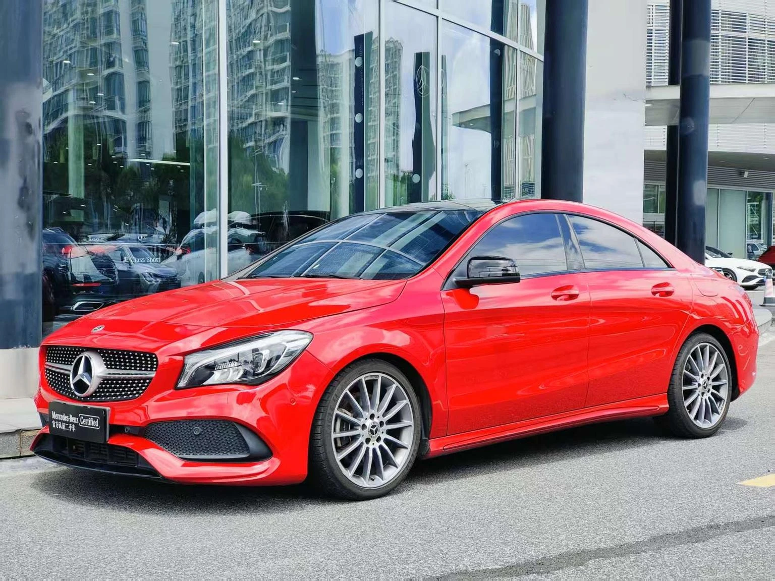 Mercedes-Benz CLA-Class 220 4MATIC