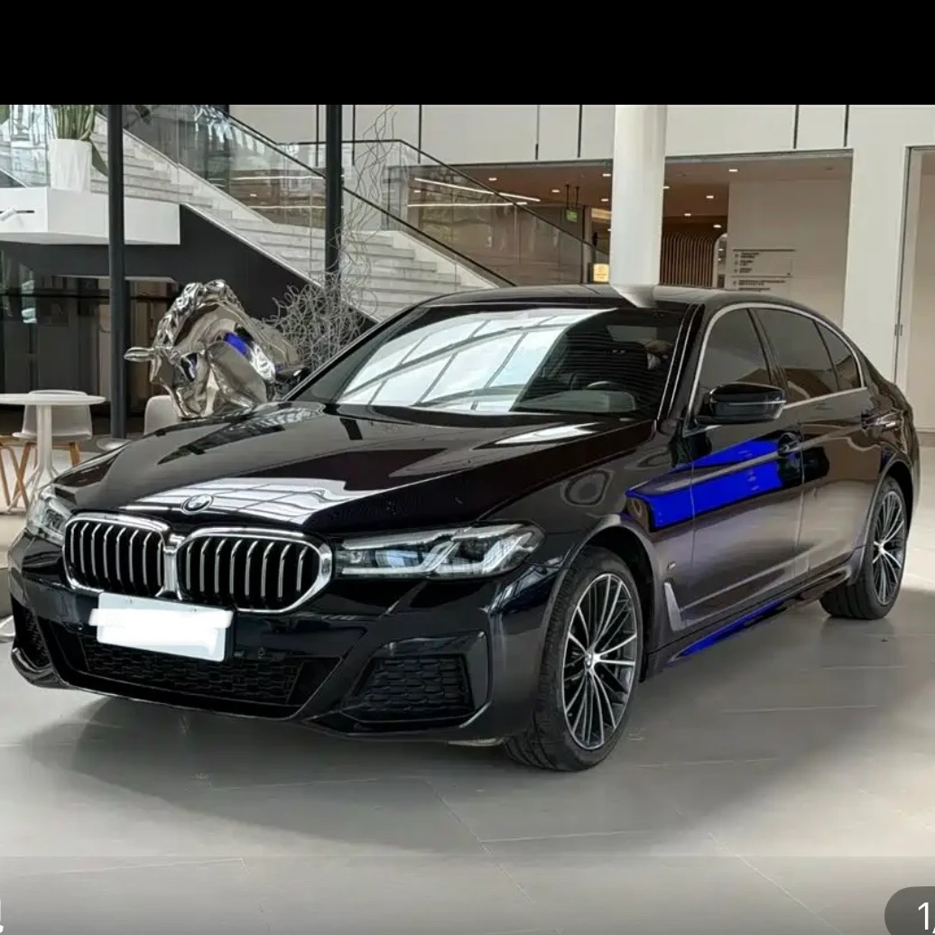 BMW 5 Series 530L Leading