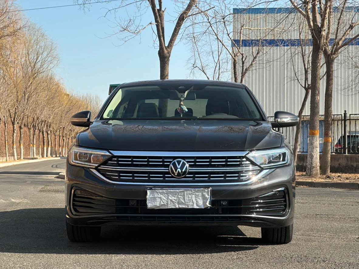 Volkswagen Sagitar 300TSI DSG Beyond Edition - exterior