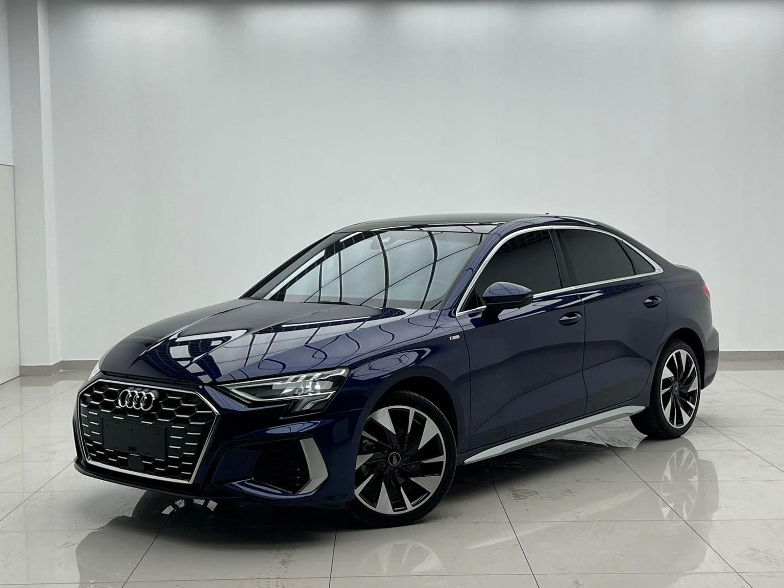 Audi A3L Limousine 35 TFSI Fashion Sport - exterior