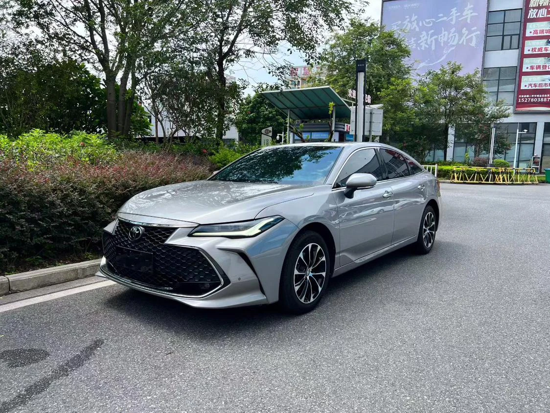 Toyota Avalon 2.5L Automatic Luxury Edition
