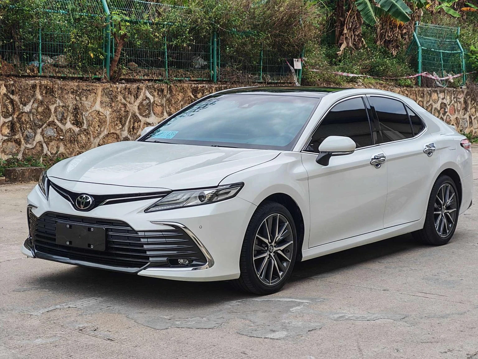 Toyota Camry 2.5G (Luxury Trim)