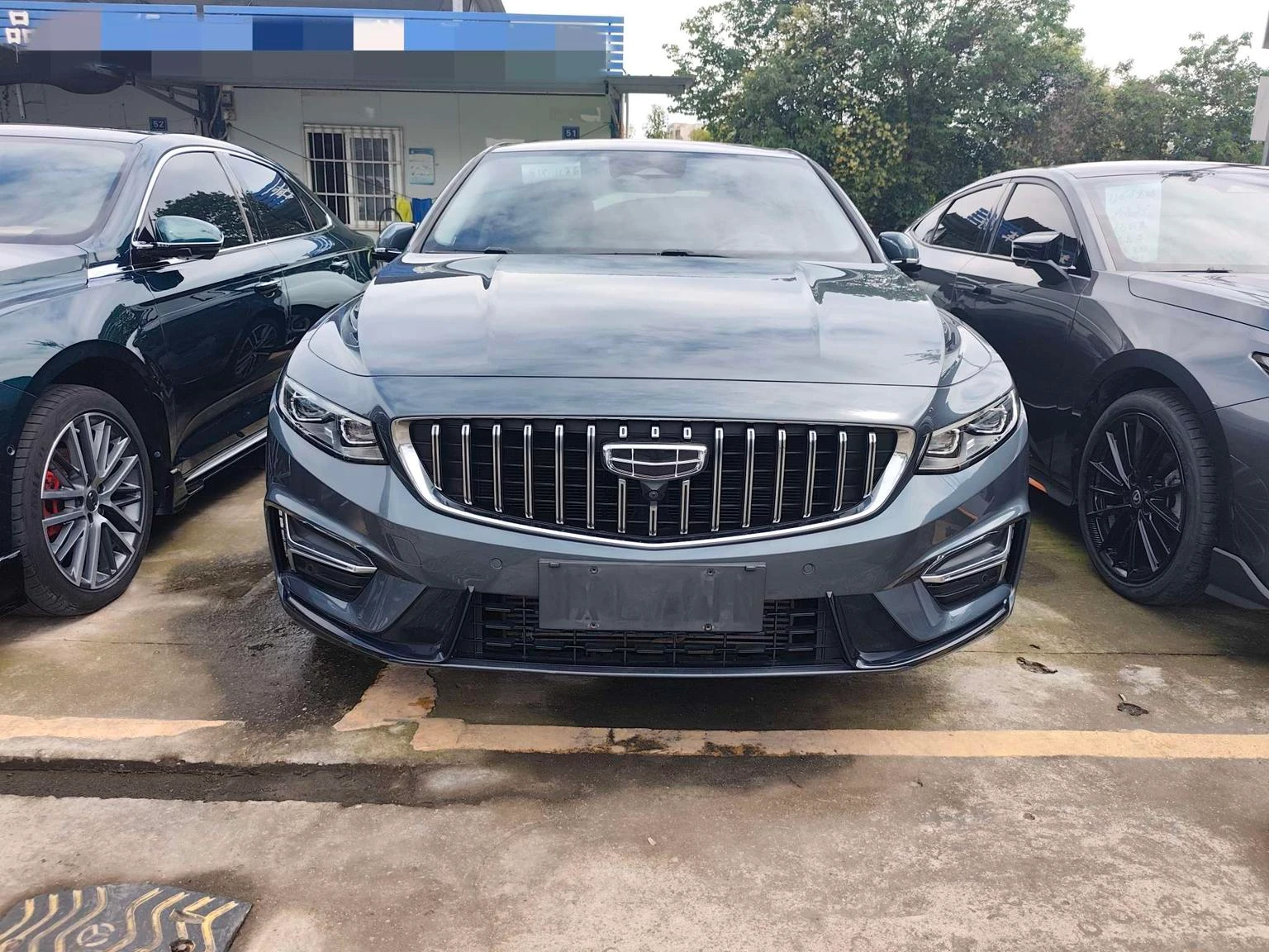 Geely Preface 2.0T Premium - exterior