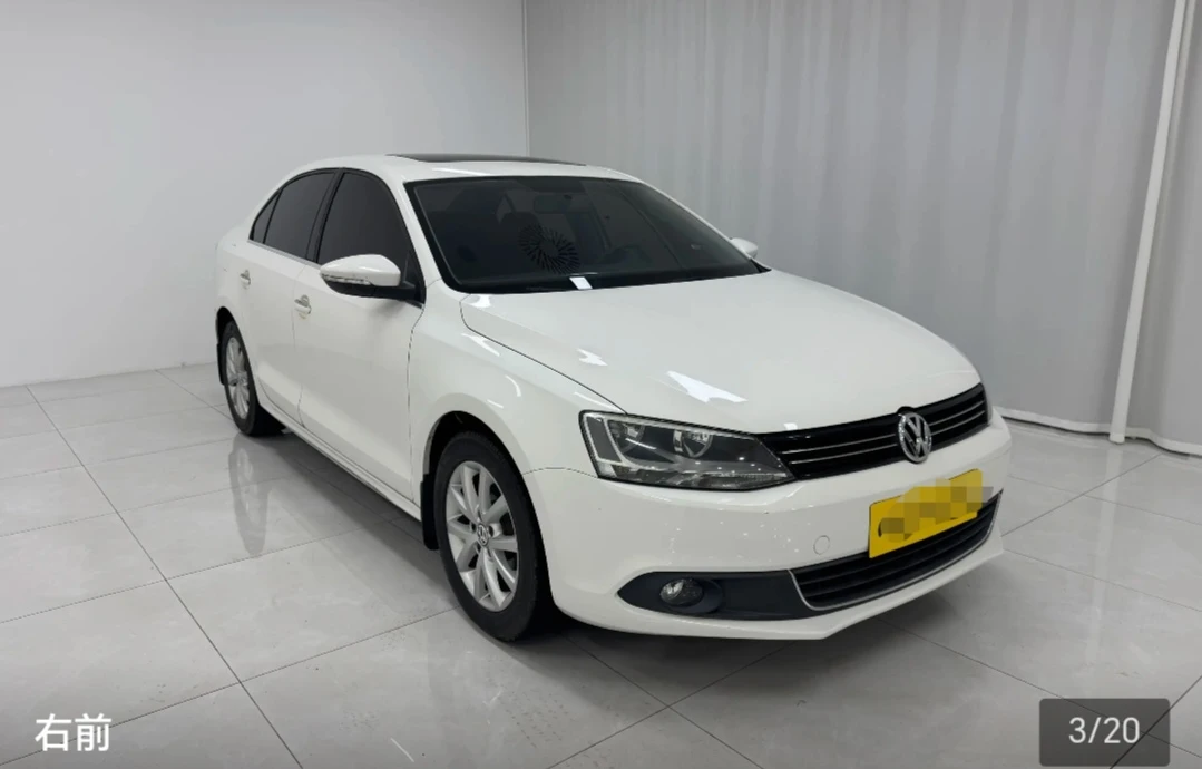 Volkswagen Sagitar Automatic Comfortline - exterior