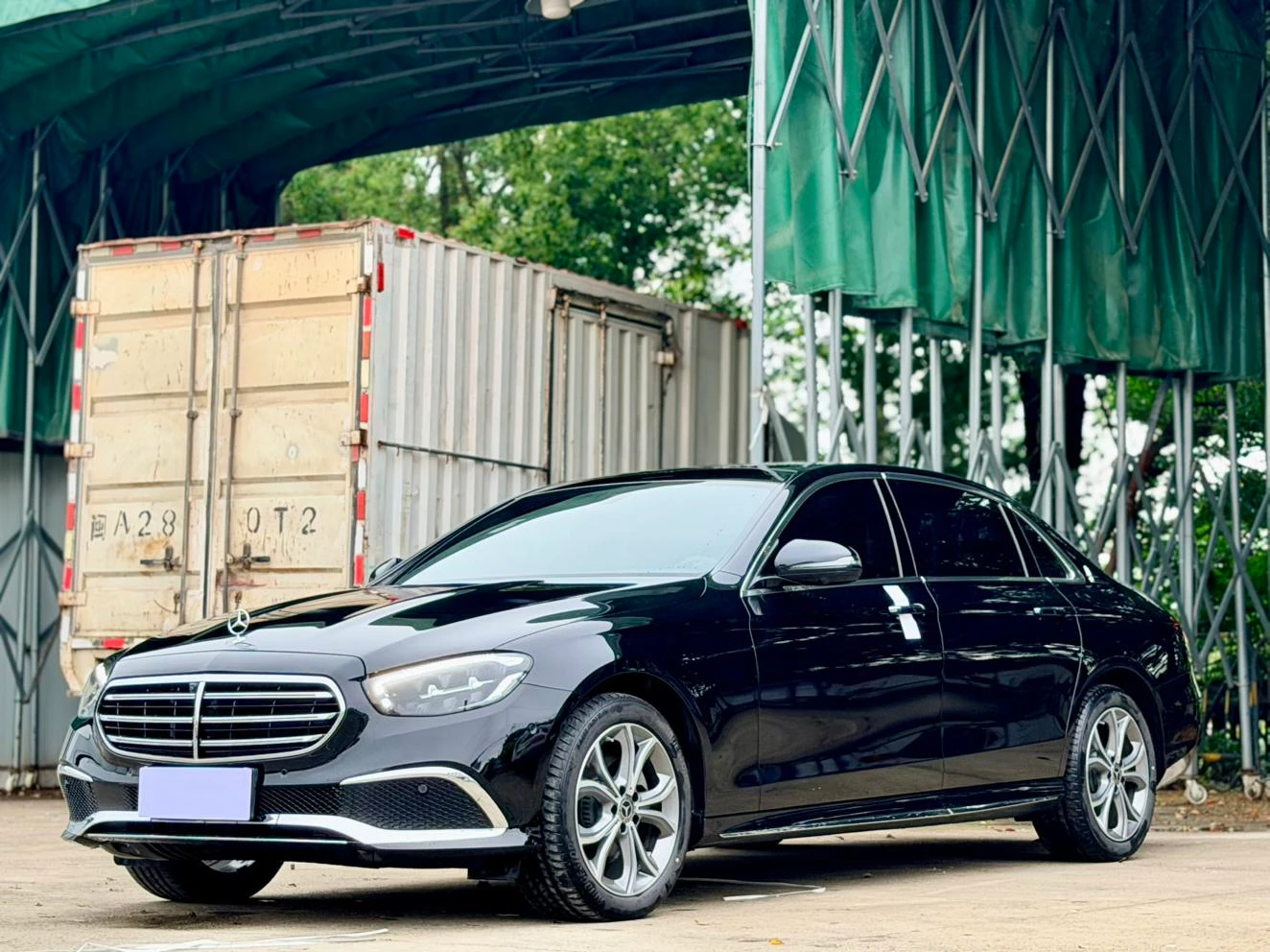 Mercedes-Benz E-Class E300 L Fashion - exterior