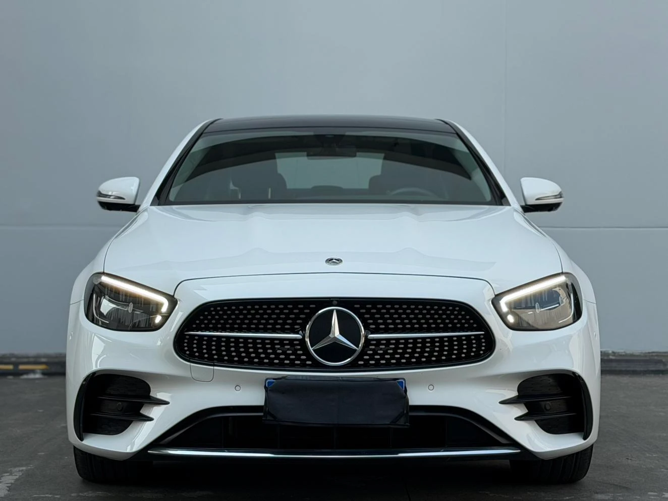 Mercedes-Benz E-Class  300 L Luxury Edition Sport Sedan