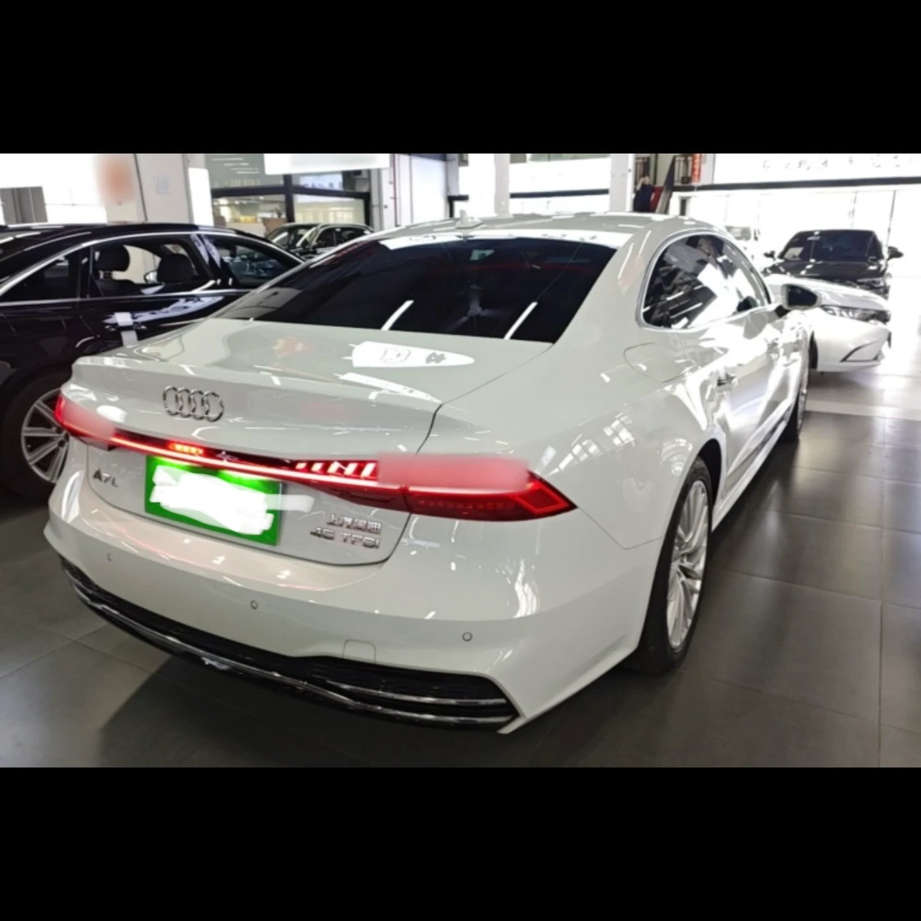 Audi A7L 45 TFSI Dream Edition  - exterior