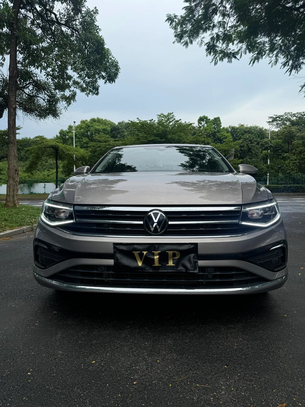 Volkswagen Bora 300TSI DSG Premium Edition - exterior